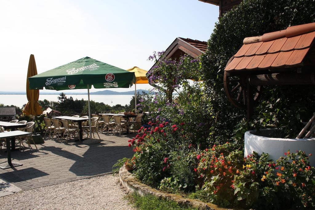 Bacchus Apartman - Borbarlang, Badacsony Badacsonytomaj Exterior foto
